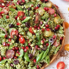 Image of Pesto Pasta Salad with Parsley and Pistachios (Vegan)