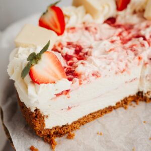 Image of Strawberry and white chocolate cheesecake