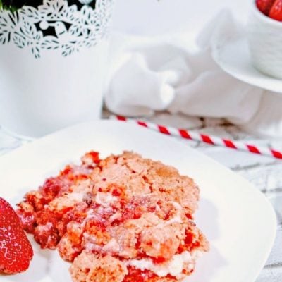 Image of Strawberry dump cake