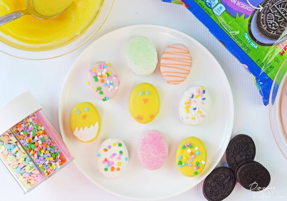 Image of Easter Egg Oreos