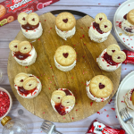 Image of Individual Jammie Dodger Cheesecakes