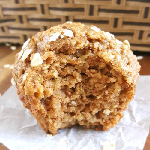 Healthy Oatmeal Applesauce Muffins {Sugar Free}