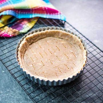 Tart Crust with Walnuts