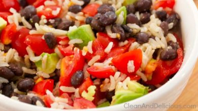 5-Minute Brown Rice And Black Bean Bowl
