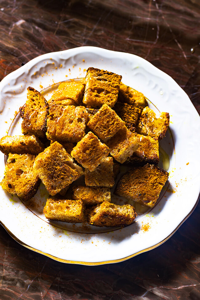 Curry Croutons