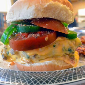 Image of Juicy Turkey Cheeseburger with Spinach & Mushrooms