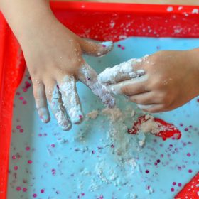 Image of Easy Slime Recipe with Cornstarch