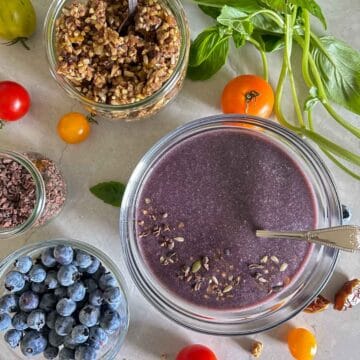 Blueberry and Acai Smoothie Bowl