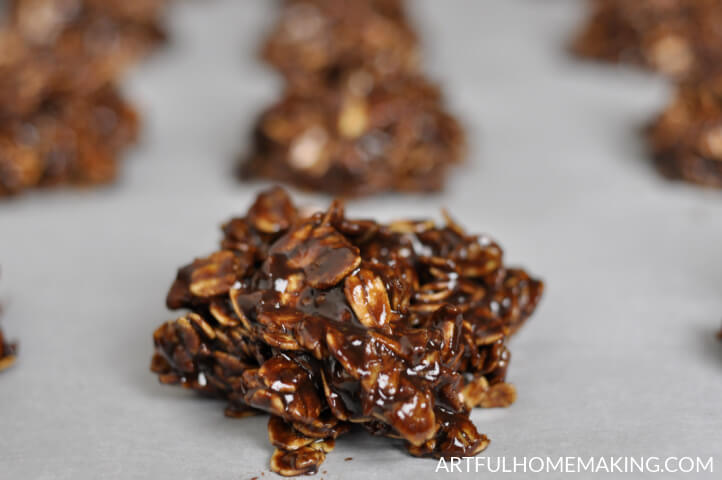 Chocolate No-Bake Cookies with Honey