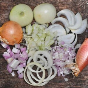 Image of How To Cut An Onion (Peel, Slice, Dice, And Chop)