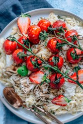 Orzo Caprese pasta salad