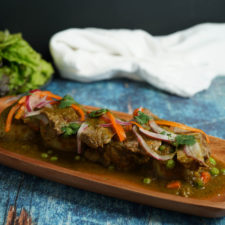 "Seco de Res a la Limeña"