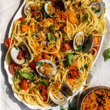 Image of Clam Pasta with Tomatoes and Spicy Breadcrumbs