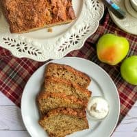 Image of Maple Apple Banana Bread: A Treat for Fall