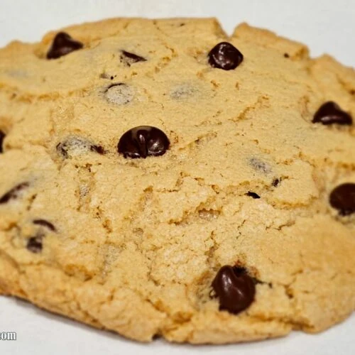 Ultimate Copycat Crumbl Chocolate Chip Cookie Recipe