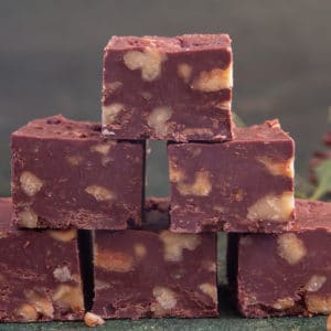 Easy Walnut Fudge Recipe