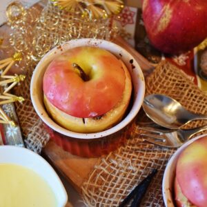 Baked Apples with Raisins