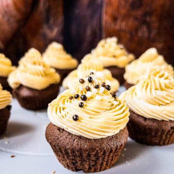 Baileys Salted Caramel Cupcakes