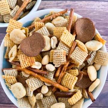Smoky Garlicky Party Mix