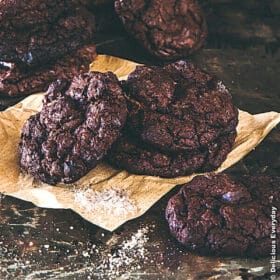 Flourless Chocolate Cookies