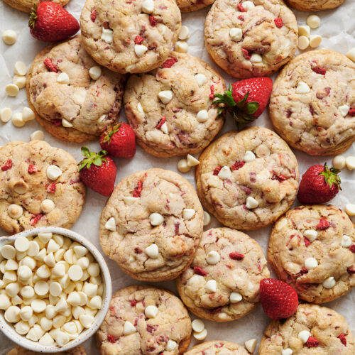 Strawberries and Cream Cookies