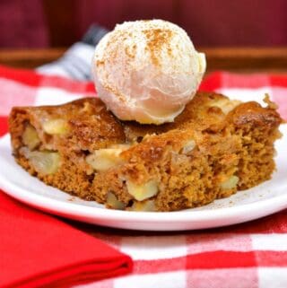 Old Fashioned Apple Cake