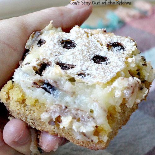 Chocolate Chip Ooey Gooey Bars