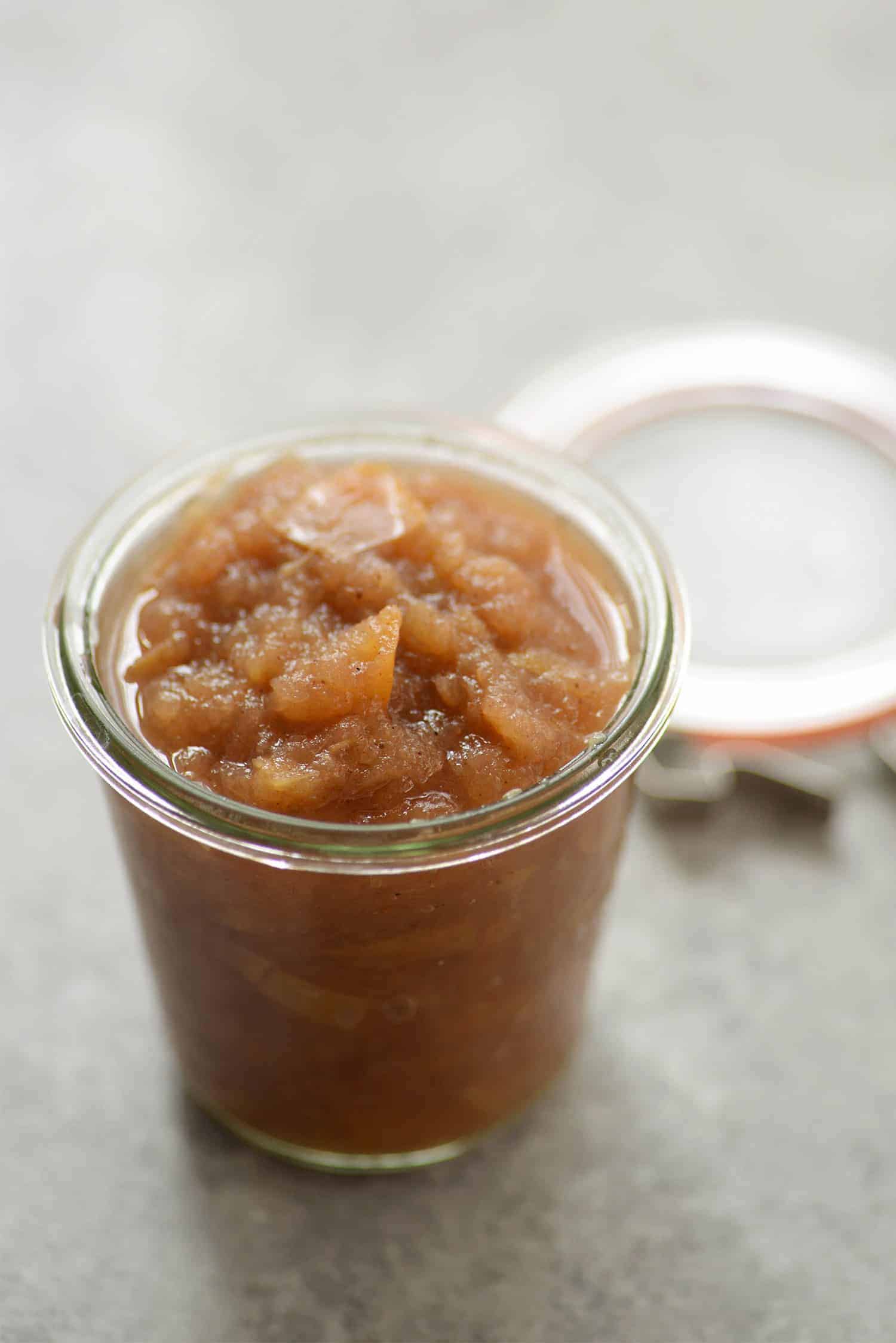 Instant Pot Chai Applesauce