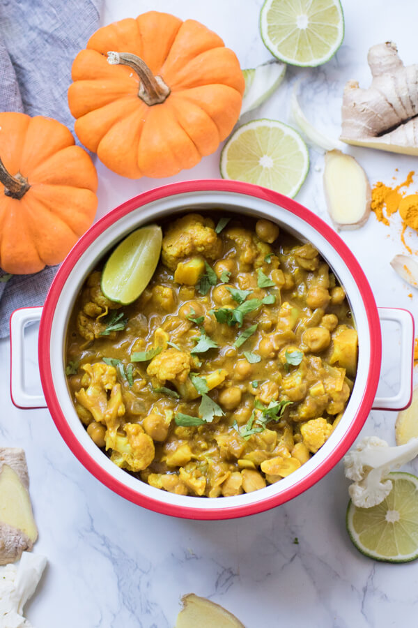 Creamy Pumpkin Cauliflower Curry with Chickpeas