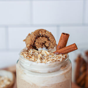 Cinnamon Roll Protein Shake