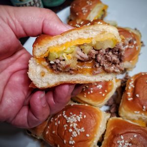 Hawaiian Roll Cheeseburger Sliders