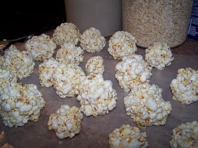 Easy Popcorn Balls