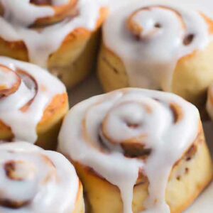 Air Fryer Cinnamon Rolls