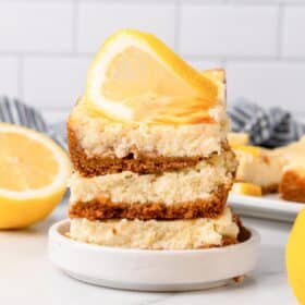 Lemon Cheesecake Bars