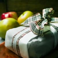 Apple Spice Visiting Cake