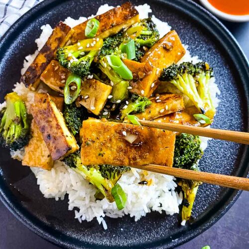 Mongolian Crispy Tofu And Broccoli Stir Fry