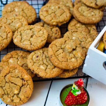 Strawberry White Chocolate Chip Cookies Recipe