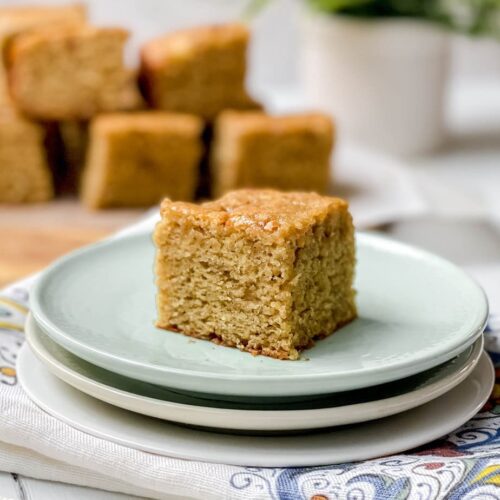 Easy Maple Banana Snack Cake