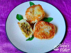 Potato Chops filled with Minced Meat