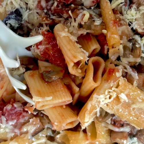 Cheesy Vegetarian Rigatoni with Mushrooms