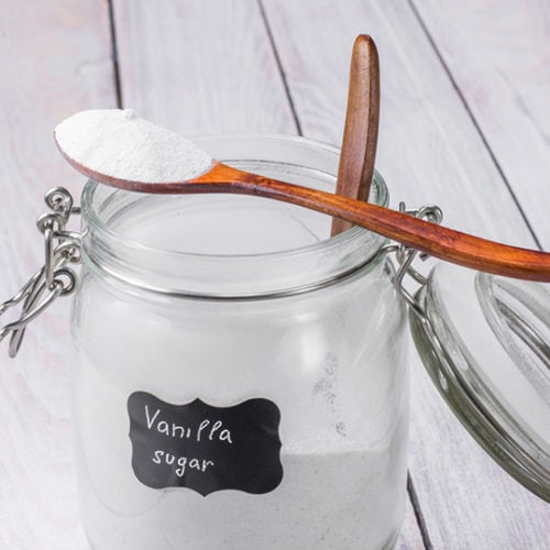 Homemade Vanilla Sugar (Vanilla Extract Method)