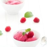 Healthy Raspberry Frozen Yogurt