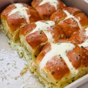 Korean Cream Cheese Garlic Bread