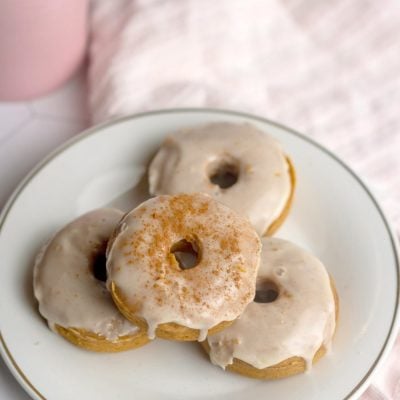 Vegan baked donuts