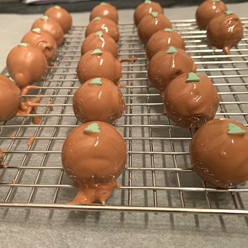 Milk Chocolate Salted Caramel Truffles
