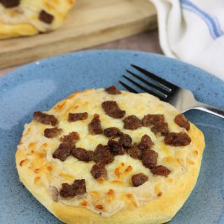 Easy Air Fryer Breakfast Pizza