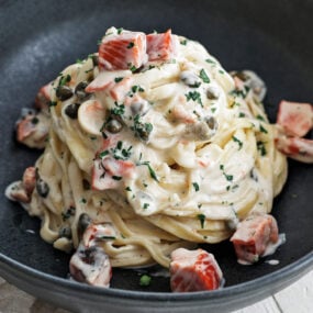 Salmon Pasta Recipe (Pasta al Salmone)