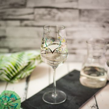 Refreshing White Wine Spritzer