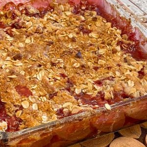 Easy Rhubarb Crisp Recipe