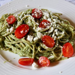 Chilean Tallarines con Palta Avocado Pasta